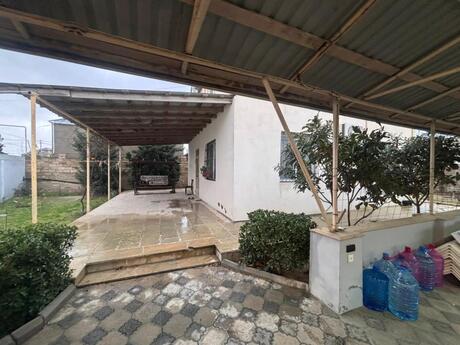 3 otaqlı həyət evi/bağ evi - Qala q. - 160 m²
