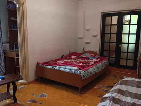 1 otaqlı köhnə tikili - Nəriman Nərimanov m. - 50 m²