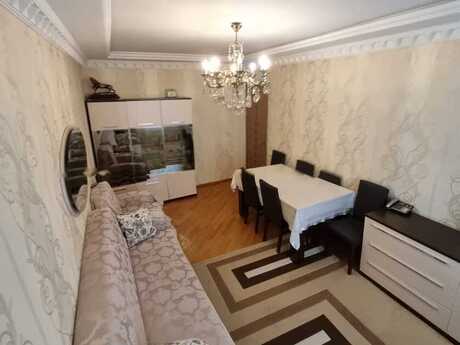 3 otaqlı köhnə tikili - İnşaatçılar m. - 90 m²