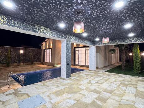 4 otaqlı həyət evi/bağ evi - Şüvəlan q. - 190 m²