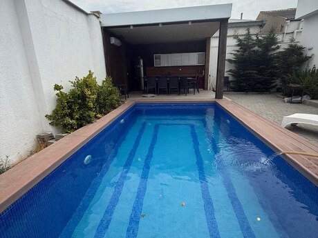 3 otaqlı həyət evi/bağ evi - Şağan q. - 180 m²