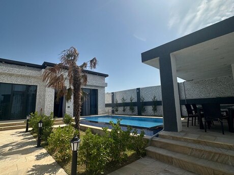 4 otaqlı həyət evi/bağ evi - Mərdəkan q. - 180 m²