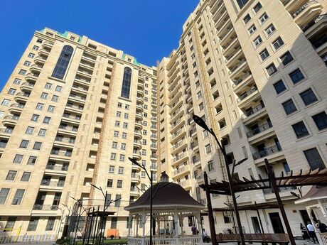 4-room apartment, 212 m², Deluxe Palace: 784 400 ₼ 3