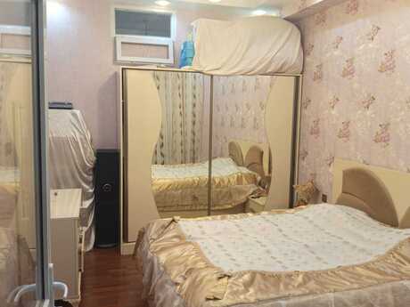 3-комн. новостройка - м. 20 января - 83 м²
