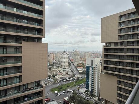 3 otaqlı yeni tikili - 8 Noyabr m. - 147.5 m²