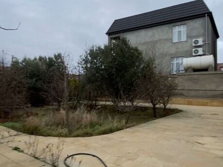 7 otaqlı həyət evi/bağ evi - Səbail r. - 300 m²