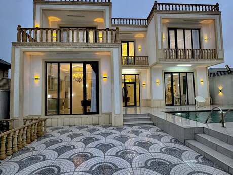 5 otaqlı həyət evi/bağ evi - Mərdəkan q. - 400 m²