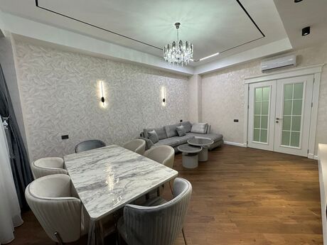 3 otaqlı yeni tikili - Ağ şəhər q. - 140 m²