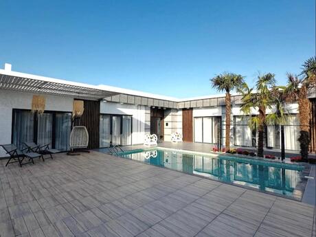 4 otaqlı həyət evi/bağ evi - Mərdəkan q. - 240 m²