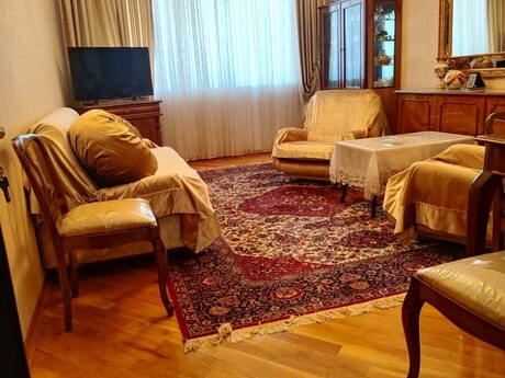 3 otaqlı köhnə tikili - Nərimanov r. - 125 m²