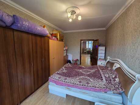 2 otaqlı köhnə tikili - 7-ci mikrorayon q. - 61 m²