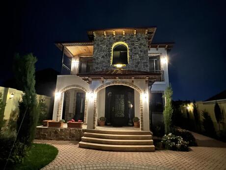 5 otaqlı həyət evi/bağ evi - Mərdəkan q. - 380 m²