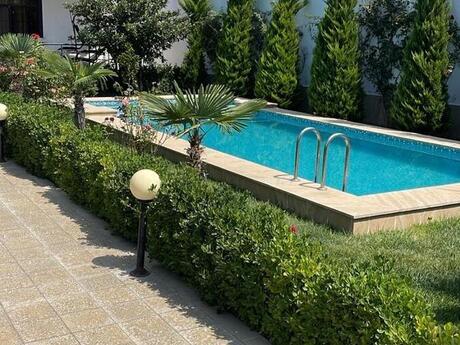 4 otaqlı həyət evi/bağ evi - Mərdəkan q. - 200 m²