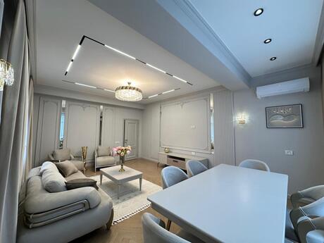3 otaqlı mənzil, 118 m², 28 May: 445 000 ₼ 5