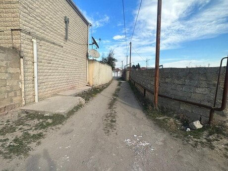 4 otaqlı həyət evi/bağ evi - Albalılıq q. - 126.7 m²