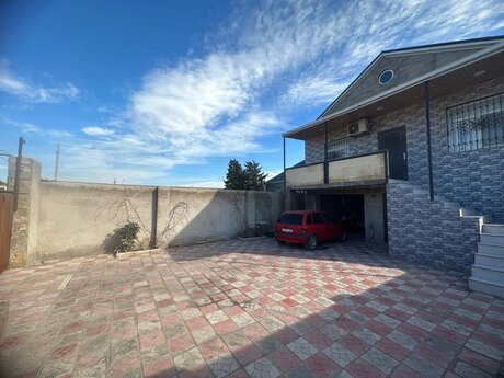 4 otaqlı həyət evi/bağ evi - Albalılıq q. - 126.7 m²