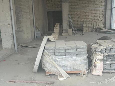 Obyekt - Ağ şəhər q. - 170 m²