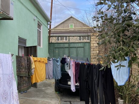4 otaqlı həyət evi/bağ evi - Binəqədi q. - 180 m²