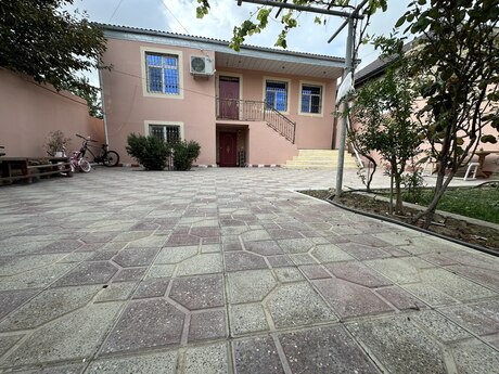5 otaqlı həyət evi/bağ evi - Yeni Ramana q. - 180 m²