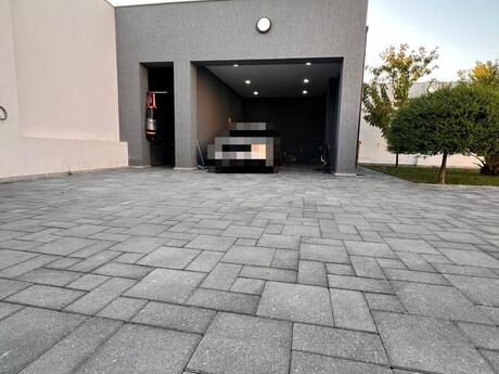 5 otaqlı həyət evi/bağ evi - Mərdəkan q. - 400 m²