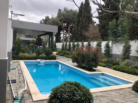 4 otaqlı həyət evi/bağ evi - Mərdəkan q. - 280 m²