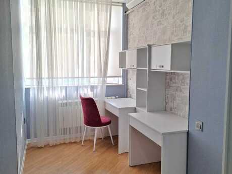 3 otaqlı mənzil, 140 m², Neftçilər: 329 999 ₼ 2