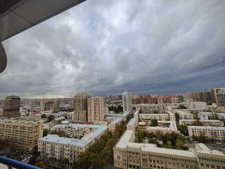 Объявление №5810128 - Баку, м. 28 мая, 4-комн., 200 м², 18/23 этаж