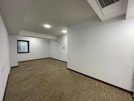 4-комн. офис - Наримановский  р. - 245 м²