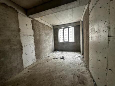 5 otaqlı yeni tikili - Şah İsmayıl Xətai m. - 204 m²