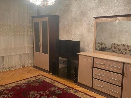 2 otaqlı köhnə tikili - Nəriman Nərimanov m. - 70 m²