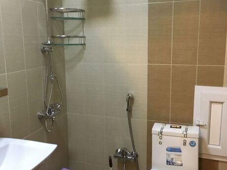 Kirayə 3 otaqlı mənzil, 135 m², İnşaatçılar: 1 000 ₼/ay 4