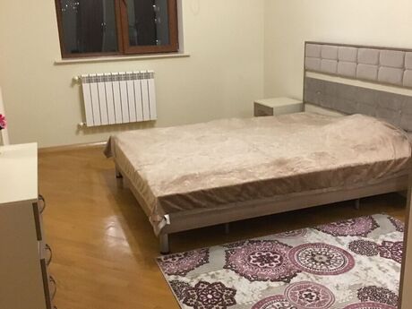 Kirayə 3 otaqlı mənzil, 135 m², İnşaatçılar: 1 000 ₼/ay 3