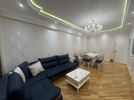 Объявление №5811313 - Баку, м. Ахмедлы, 4-комн., 135 м², 8/13 этаж