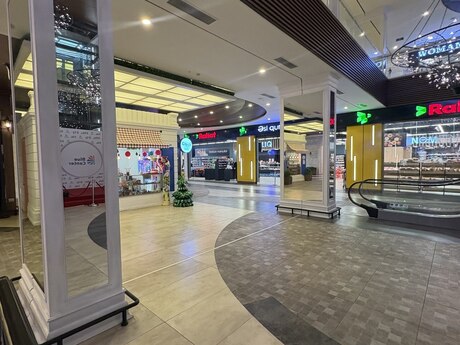 4 otaqlı yeni tikili - Xətai r. - 220 m²
