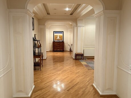 Объявление №5811538 - Баку, м. 8 ноября, 7-комн., 300 м², 3/13 этаж