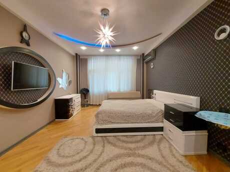 Объявление №5811850 - Баку, Насиминский  р., 3-комн., 150 м², 7/17 этаж