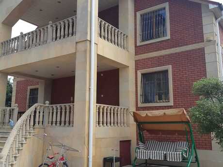 8 otaqlı həyət evi/bağ evi - Novxanı q. - 410 m²
