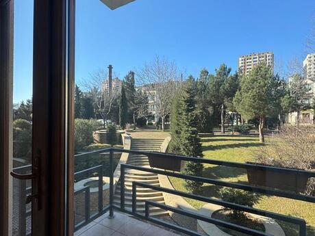 3-room apartment, 150 m², 20 Yanvar: 485 000 ₼ 4