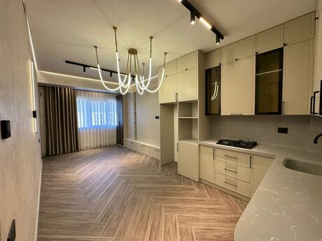 2-комн. новостройка - м. Шах Исмаил Хатаи - 68 м²