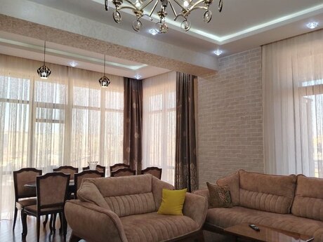 3 otaqlı yeni tikili - 28 May m. - 160 m²
