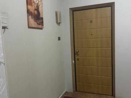 Elan №5812692 - Bakı, 28 May m., 4 otaqlı, 200 m², 11/16 mərtəbə