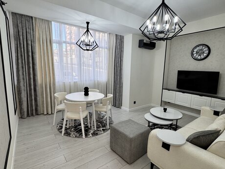 Elan №5812898 - Bakı, Masazır q., 2 otaqlı, 60 m², 2/7 mərtəbə