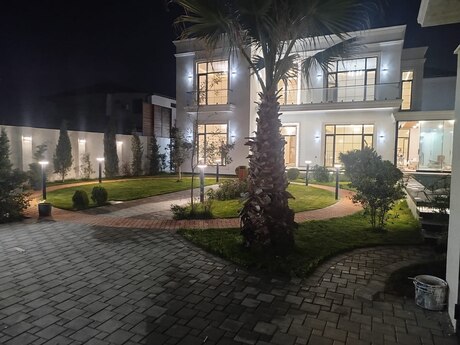 6 otaqlı həyət evi/bağ evi - Mərdəkan q. - 360 m²