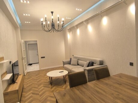 2 otaqlı yeni tikili - 8 Noyabr m. - 72 m²