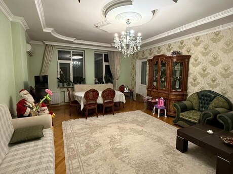 2 otaqlı yeni tikili - Gənclik m. - 128 m²