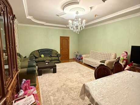 2 otaqlı yeni tikili - Gənclik m. - 128 m²
