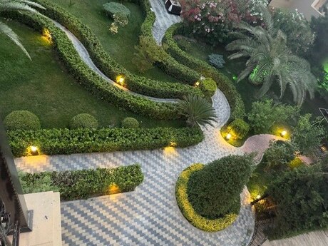 6 otaqlı həyət evi/bağ evi - Mərdəkan q. - 500 m²