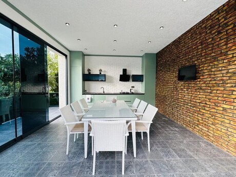 5 otaqlı həyət evi/bağ evi - Mərdəkan q. - 350 m²