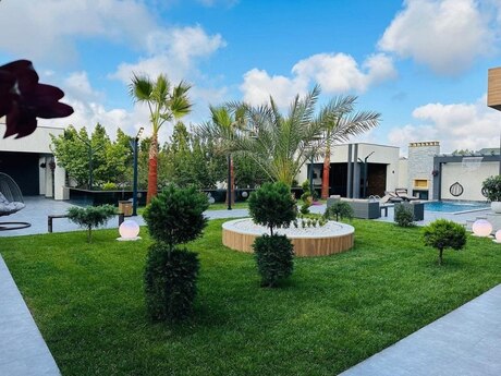 5 otaqlı həyət evi/bağ evi - Mərdəkan q. - 350 m²