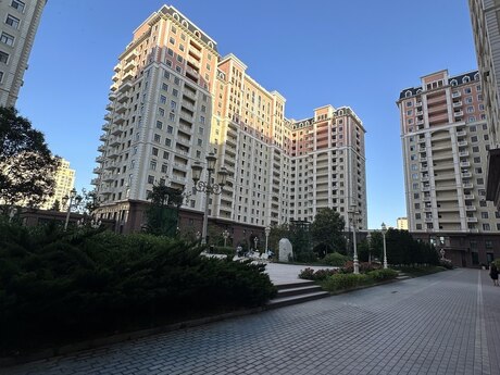 4 otaqlı mənzil, 185 m², Elmlər Akademiyası: 985 000 ₼ 2